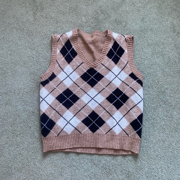 Sweater Vest - Picture 1 of 4